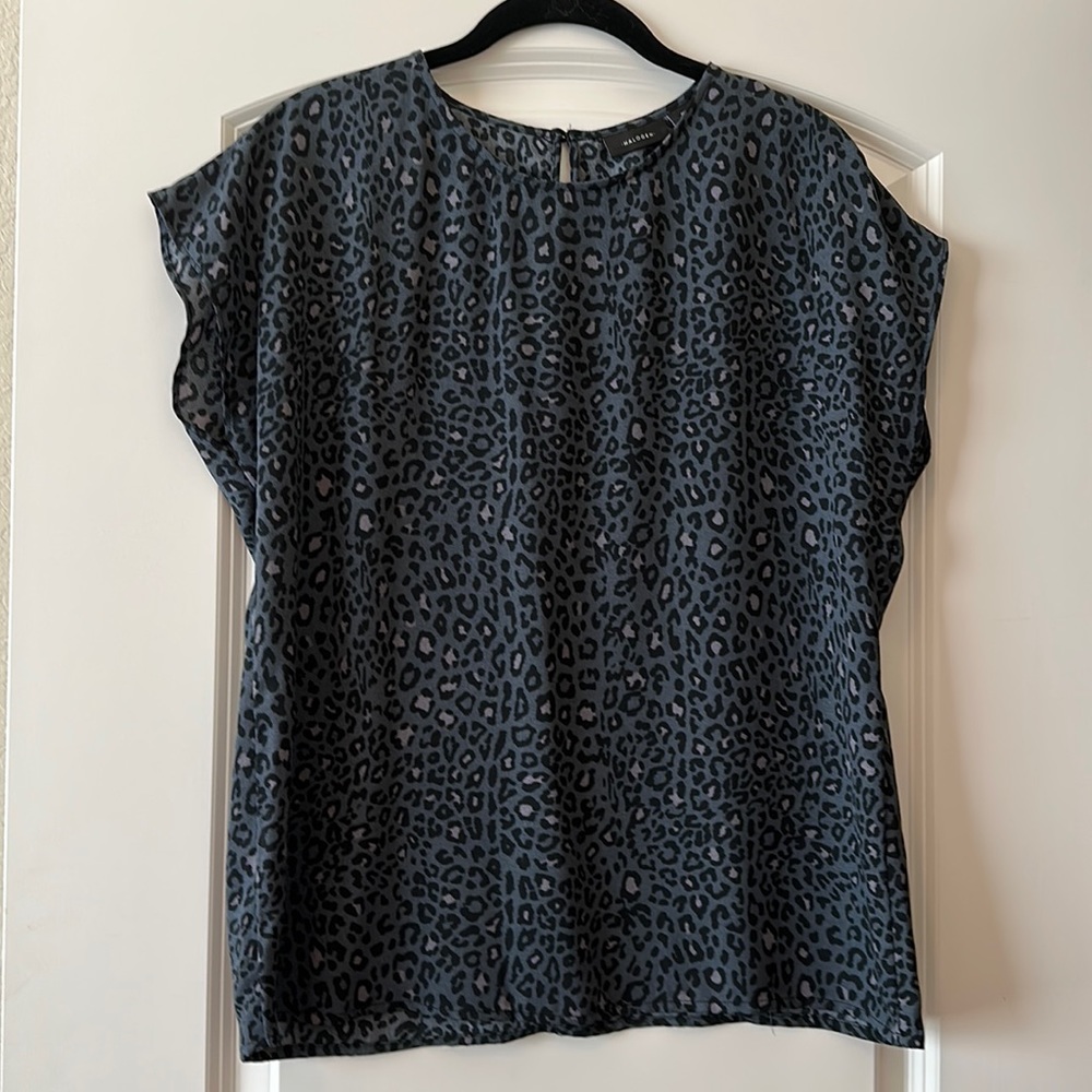 Beautiful Halogen Cap Sleeve Blouse